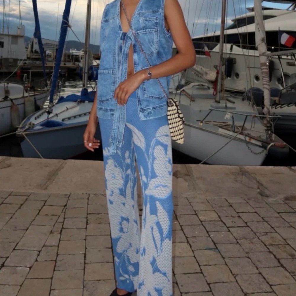 Misa Los Angeles Liam Floral Blue and White Knit Pants size M - Picture 12 of 13